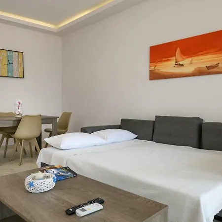 Apartment Coral Sea